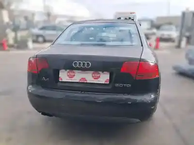 Véhicule à la ferraille audi a4 berlina (8e) 2.0 tdi 16v (103kw) de l'année 2006 alimenté bre