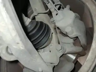 Véhicule à la ferraille audi a4 berlina (8e) 2.0 tdi 16v (103kw) de l'année 2006 alimenté bre