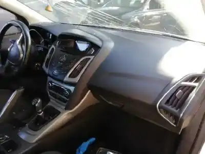 Scrapping Vehicle ford focus lim. (cb8) trend of the year 2013 powered m1da