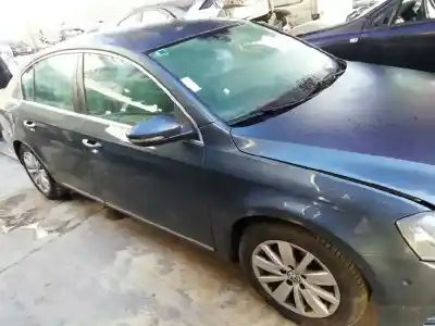 Veículo de Sucata volkswagen passat lim. (362) advance bluemotion do ano 2011 alimentado cff