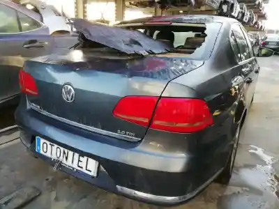 Veículo de Sucata volkswagen passat lim. (362) advance bluemotion do ano 2011 alimentado cff