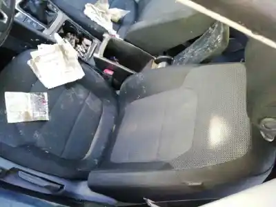 Veículo de Sucata volkswagen passat lim. (362) advance bluemotion do ano 2011 alimentado cff