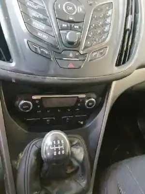 Здавання транспортного засобу ford kuga (cbs) titanium року 2014 потужний jqma