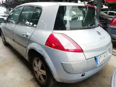 Veículo de Sucata renault megane ii classic berlina confort authentique do ano 2004 alimentado k4j d7