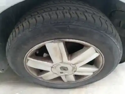 Veículo de Sucata renault megane ii classic berlina confort authentique do ano 2004 alimentado k4j d7