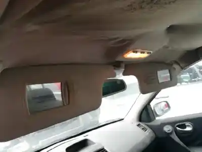 Veículo de Sucata renault megane ii classic berlina confort authentique do ano 2004 alimentado k4j d7