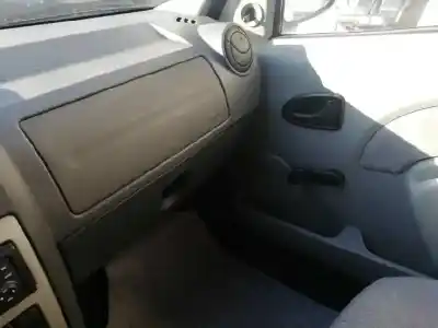 Veículo de Sucata dacia logan básico do ano 2008 alimentado k7j a7