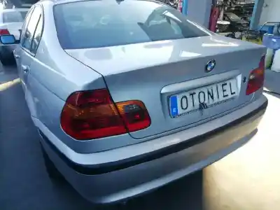 Sloopvoertuig bmw serie 3 berlina (e46) 320d van het jaar 2002 aangedreven 204d4