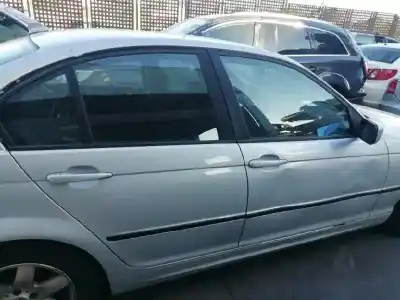 Sloopvoertuig bmw serie 3 berlina (e46) 320d van het jaar 2002 aangedreven 204d4
