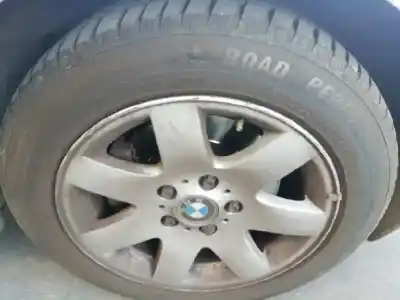 Sloopvoertuig bmw serie 3 berlina (e46) 320d van het jaar 2002 aangedreven 204d4