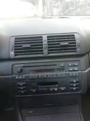 Sloopvoertuig bmw serie 3 berlina (e46) 320d van het jaar 2002 aangedreven 204d4