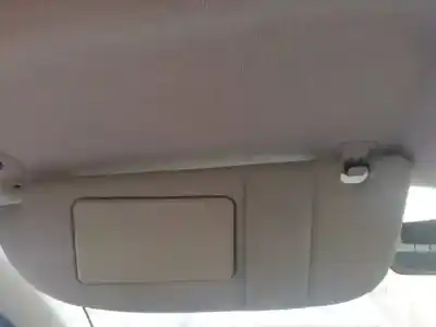 Vehicul casat peugeot 206+ básico al anului 2010 alimentat 8hz