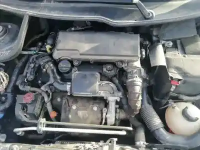 Vehicul casat peugeot 206+ básico al anului 2010 alimentat 8hz