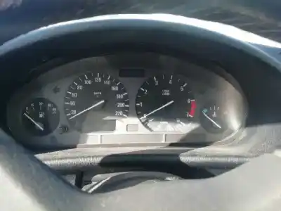 Veículo de Sucata bmw serie 3 coupe (e36) 316i do ano 1993 alimentado 164e2