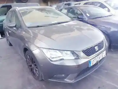 Здавання транспортного засобу seat leon st (5f8) reference plus року 2016 потужний cxx