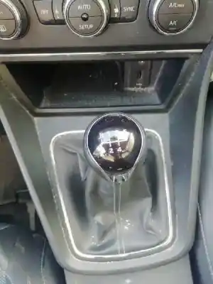 Veículo de Sucata seat                                               leon st (5f8)                                                                                                                                                                                                                                              reference plus                                                                                                                                                                                                                                             do ano 2016 alimentado cxx