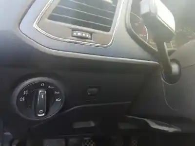 Veículo de Sucata seat                                               leon st (5f8)                                                                                                                                                                                                                                              reference plus                                                                                                                                                                                                                                             do ano 2016 alimentado cxx