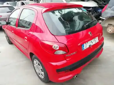 Veicolo di demolizione peugeot 206+ básico dell'anno 2009 alimentato hfx
