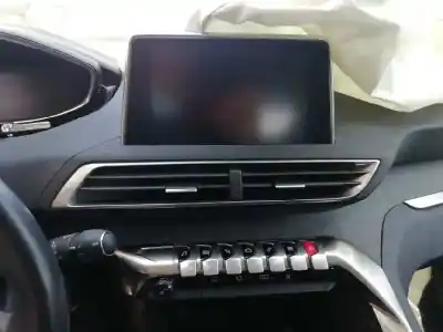 Scrapping Vehicle peugeot 3008 style of the year 2019 powered hn05