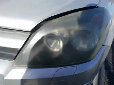 Здавання транспортного засобу opel astra h berlina cosmo року 2004 потужний z17dth