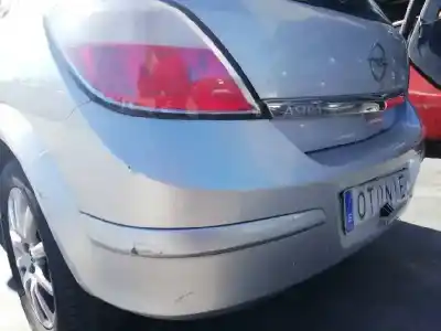 Здавання транспортного засобу opel astra h berlina cosmo року 2004 потужний z17dth