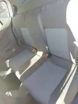 Здавання транспортного засобу opel astra h berlina cosmo року 2004 потужний z17dth