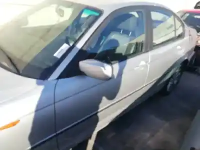 Здавання транспортного засобу bmw serie 3 berlina (e46) 318d року 2003 потужний 204d4