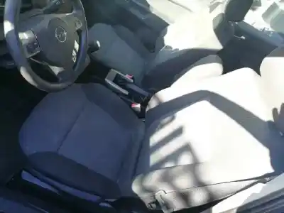 Здавання транспортного засобу opel zafira b cosmo року 2006 потужний z19dt