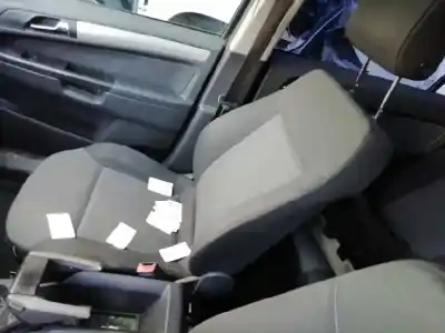 Sloopvoertuig opel zafira b cosmo van het jaar 2005 aangedreven z19dt