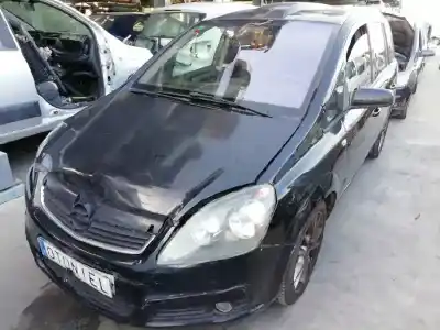 Sloopvoertuig opel zafira b cosmo van het jaar 2005 aangedreven z19dt