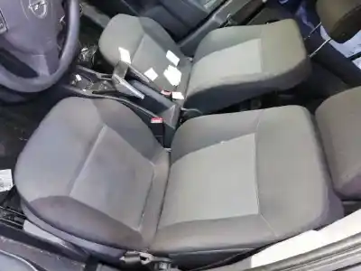 Sloopvoertuig opel zafira b cosmo van het jaar 2005 aangedreven z19dt