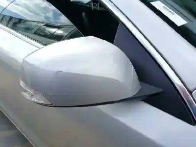 Véhicule à la ferraille renault laguna coupe gt de l'année 2008 alimenté m9r l8