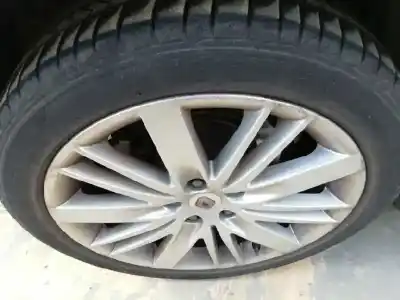 Véhicule à la ferraille renault laguna coupe gt de l'année 2008 alimenté m9r l8