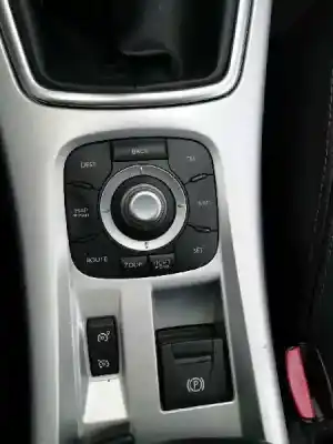 Véhicule à la ferraille renault laguna coupe gt de l'année 2008 alimenté m9r l8