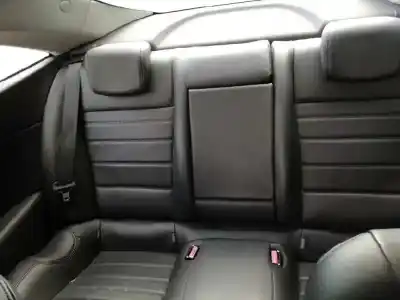 Véhicule à la ferraille renault laguna coupe gt de l'année 2008 alimenté m9r l8