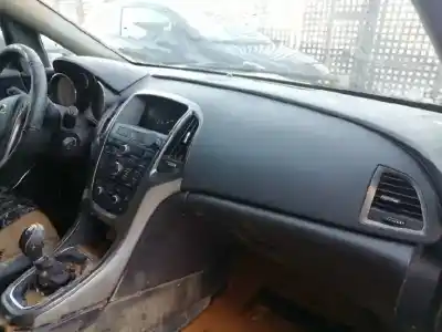Scrapping Vehicle opel astra j lim. cosmo of the year 2012 powered a17dtr