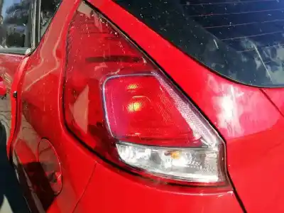 Sloopvoertuig ford fiesta vi (cb1, ccn) 1.25 van het jaar 2017 aangedreven snjd