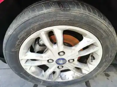 Sloopvoertuig ford fiesta vi (cb1, ccn) 1.25 van het jaar 2017 aangedreven snjd