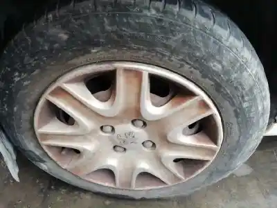 Здавання транспортного засобу peugeot 207 confort року 2010 потужний 8hz