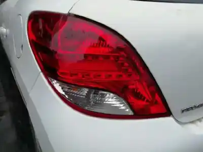 Здавання транспортного засобу peugeot 207 confort року 2010 потужний 8hz