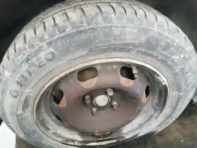 Здавання транспортного засобу peugeot 207 confort року 2010 потужний 8hz