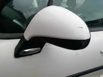 Здавання транспортного засобу peugeot 207 confort року 2010 потужний 8hz
