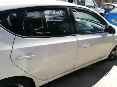 Sloopvoertuig hyundai i30 (fd) 1.6 crdi van het jaar 2011 aangedreven d4fb