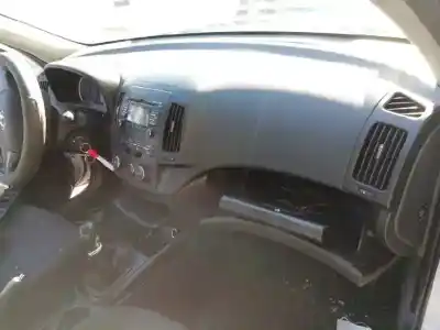 Sloopvoertuig hyundai i30 (fd) 1.6 crdi van het jaar 2011 aangedreven d4fb