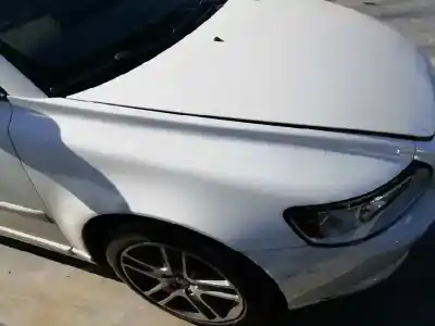 Veículo de Sucata volvo s40 berlina 1.6 d momentum do ano 2010 alimentado d4164t