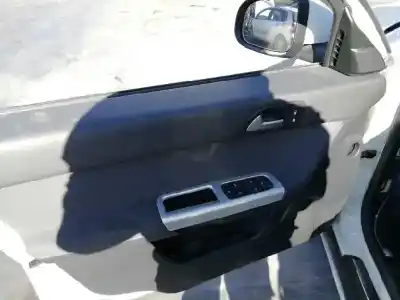 Veículo de Sucata volvo s40 berlina 1.6 d momentum do ano 2010 alimentado d4164t