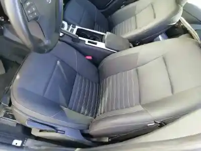 Veículo de Sucata volvo s40 berlina 1.6 d momentum do ano 2010 alimentado d4164t