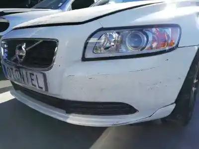 Veículo de Sucata volvo s40 berlina 1.6 d momentum do ano 2010 alimentado d4164t