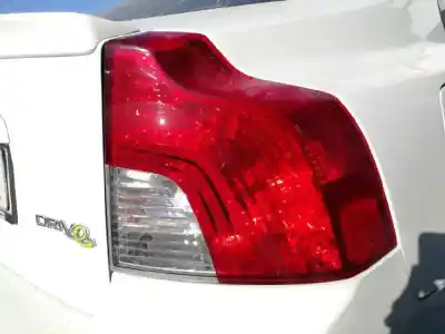 Veículo de Sucata volvo s40 berlina 1.6 d momentum do ano 2010 alimentado d4164t