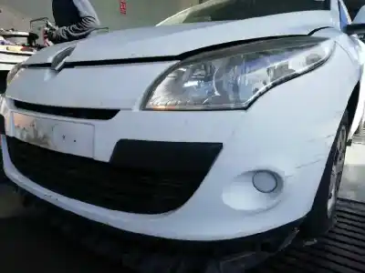 Здавання транспортного засобу renault megane iii berlina 5 p authentique року 2009 потужний k9k f8